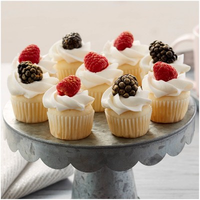 Wilton Metallic Gold Edible Sparkling Glitter Spray  0.35 Oz.